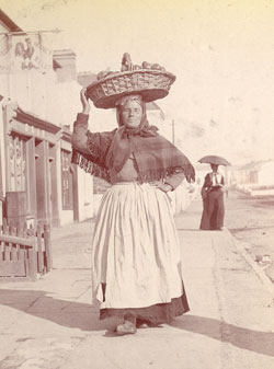 Photo of an applewoman taken from the Kilkee Book